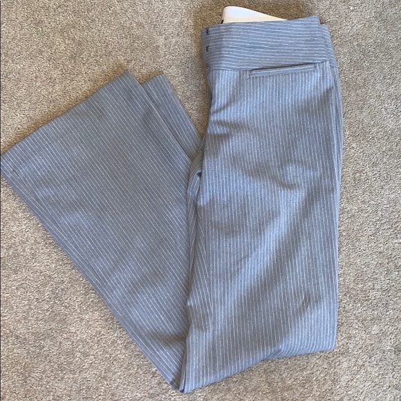 EXPRESS Editor Gray Trouser Pant 2 Regular EUC - Picture 9 of 10